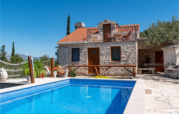 Stunning Home In Koricenica With 1 Bedrooms, Outdoor Swimming Pool And Wifi - Korcula