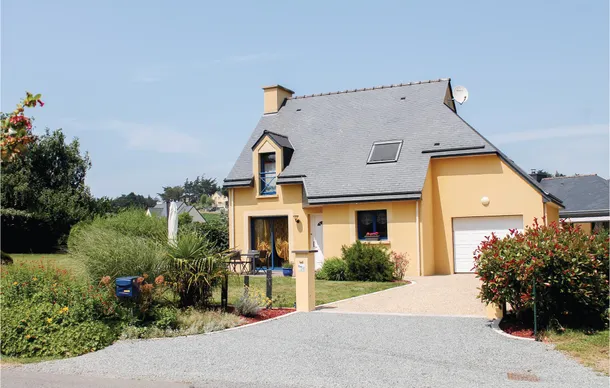 Amazing Home In Lamballe-armor With 3 Bedrooms And Wifi - Pléneuf-Val-André