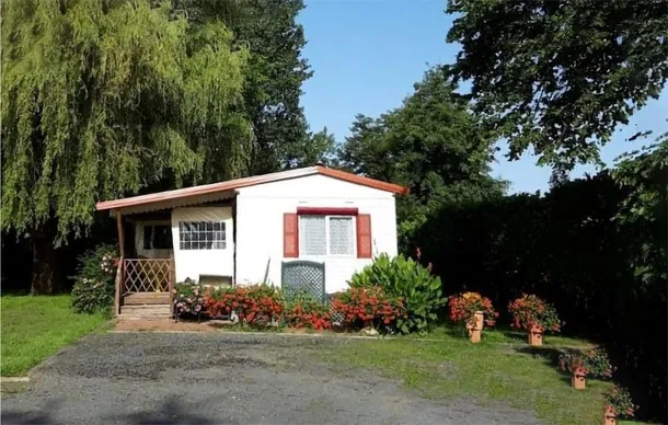 Stunning Caravan In Saint-pée-sur-nivelle With 3 Bedrooms And Wifi - Souraïde