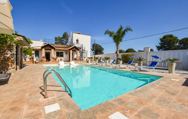 Nice Home In Terrasini With Wifi, Private Swimming Pool And 6 Bedrooms - Terrasini
