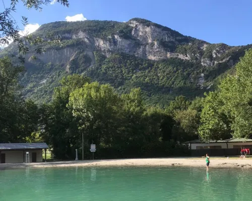 Camping Le Colombier - Mobil-home Premium 2 Chambres - Lac du Bourget