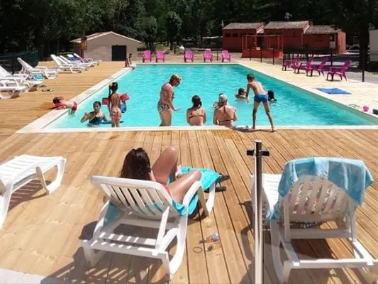 Camping La Berge Fleurie - 1 Chambre - 2 Pers (Clim + Tv) - Mialet