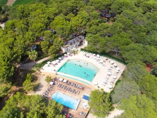 Camping Résidentiel La Pinède - Blueberry  Premium -2 Chambres 27m²- *Clim, Terrasse, Tv* - Montagnac