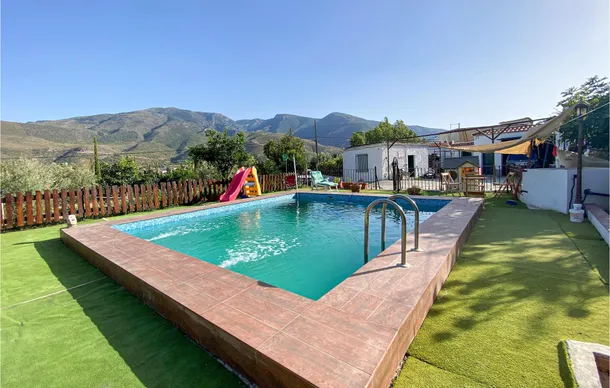 Awesome Home In Orgiva With 5 Bedrooms, Wifi And Outdoor Swimming Pool - Bubión