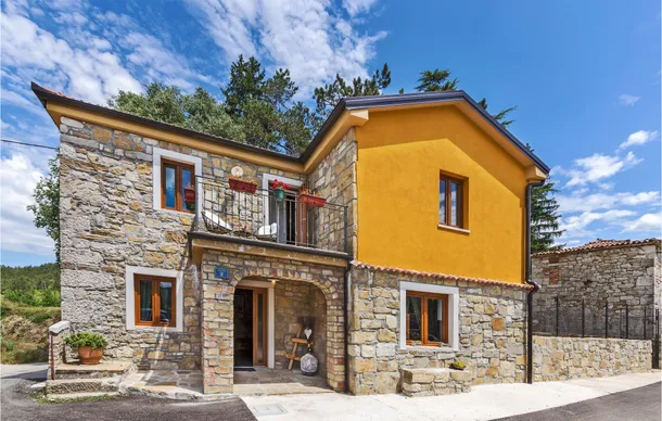 Stunning Home In Zarecje With 2 Bedrooms And Wifi - Pazin