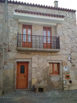 Maison Spacieuse Pour 5 Pers. Avec Terrasse À Zebreira - Alcántara