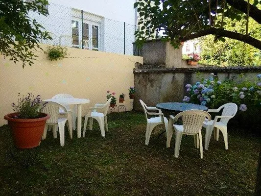Appartement À 12 Km Des Pistes Pour 3 Pers. Avec Jardin À La Bourboule - Murat-le-Quaire
