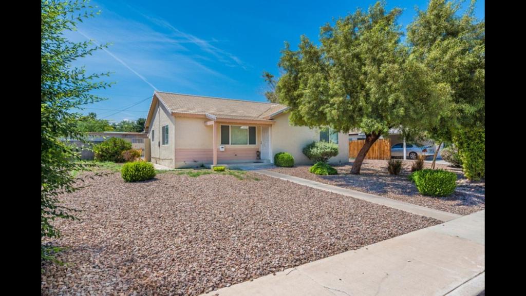 Adorable House Only A Few Miles From The Strip - Las Vegas