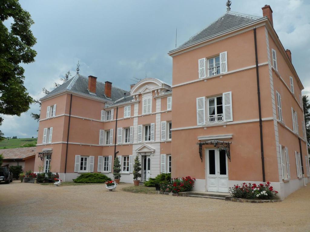 Chateau De La Chapelle Des Bois - Belleville, France