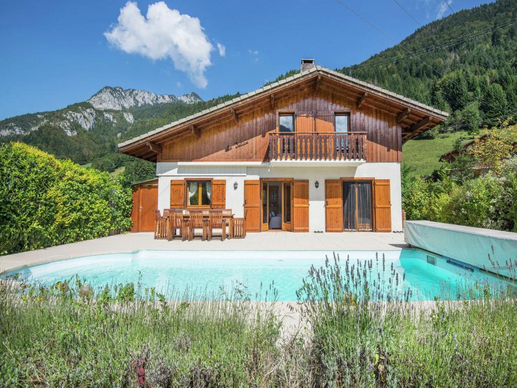 Secluded Villa In Biot With Swimming Pool - Genfersee