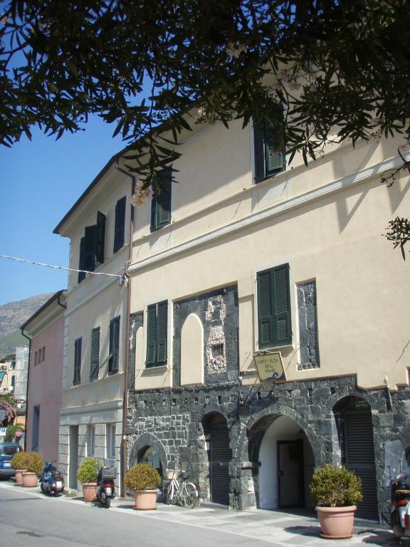 Ospitalia Del Mare Hostel - Cinque Terre