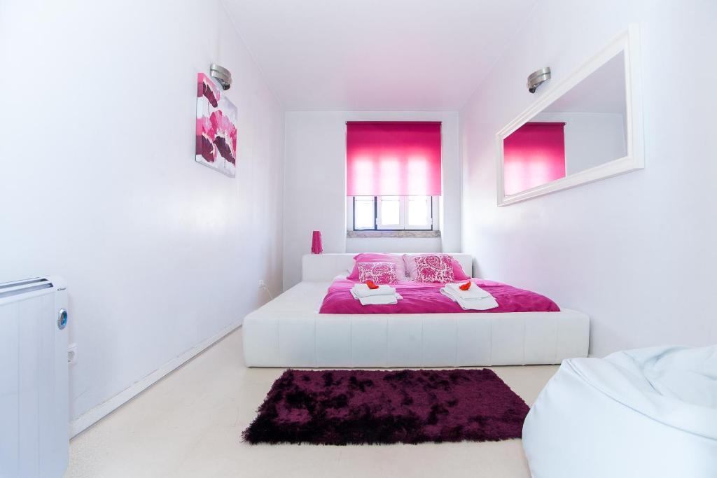 Ana's Design Apartments - Lisbon Portela Airport (LIS)