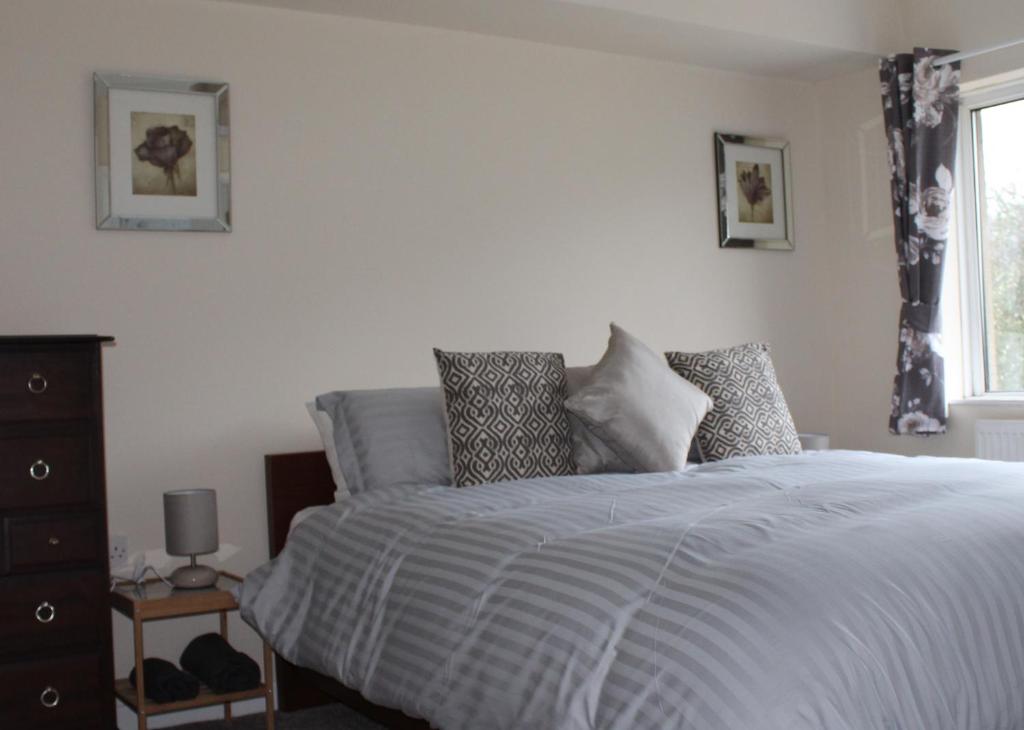 Castell Cottages: 3 Stars. 400m To Caerphilly Castle 15 Mins By Train To Cardiff - Wales