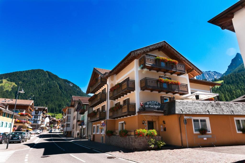 Hotel El Geiger - Dolina Fassa