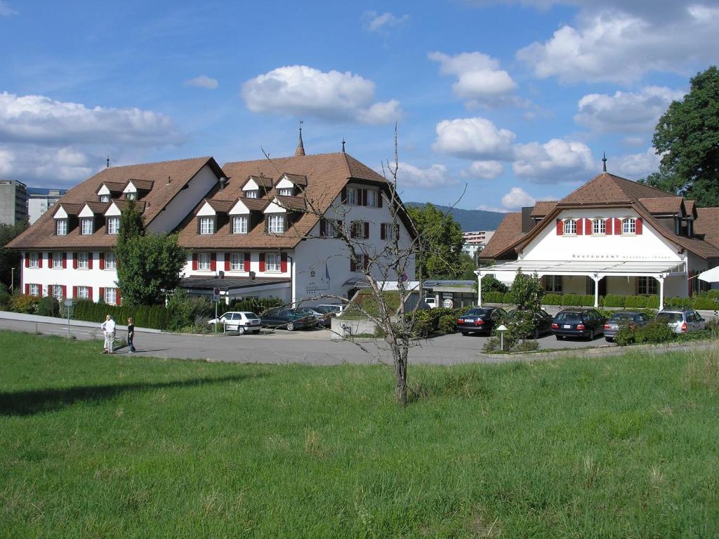 Hotel Restaurant Schlössli - 비엘/빈
