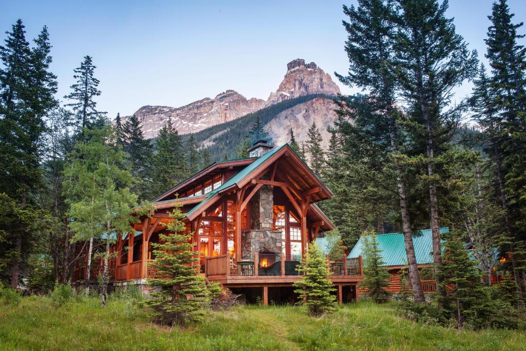Cathedral Mountain Lodge - Yoho National Park Of Canada