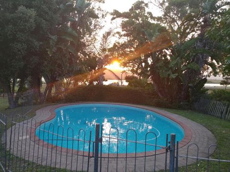Villa rentals in Sedgefield via cozycozy