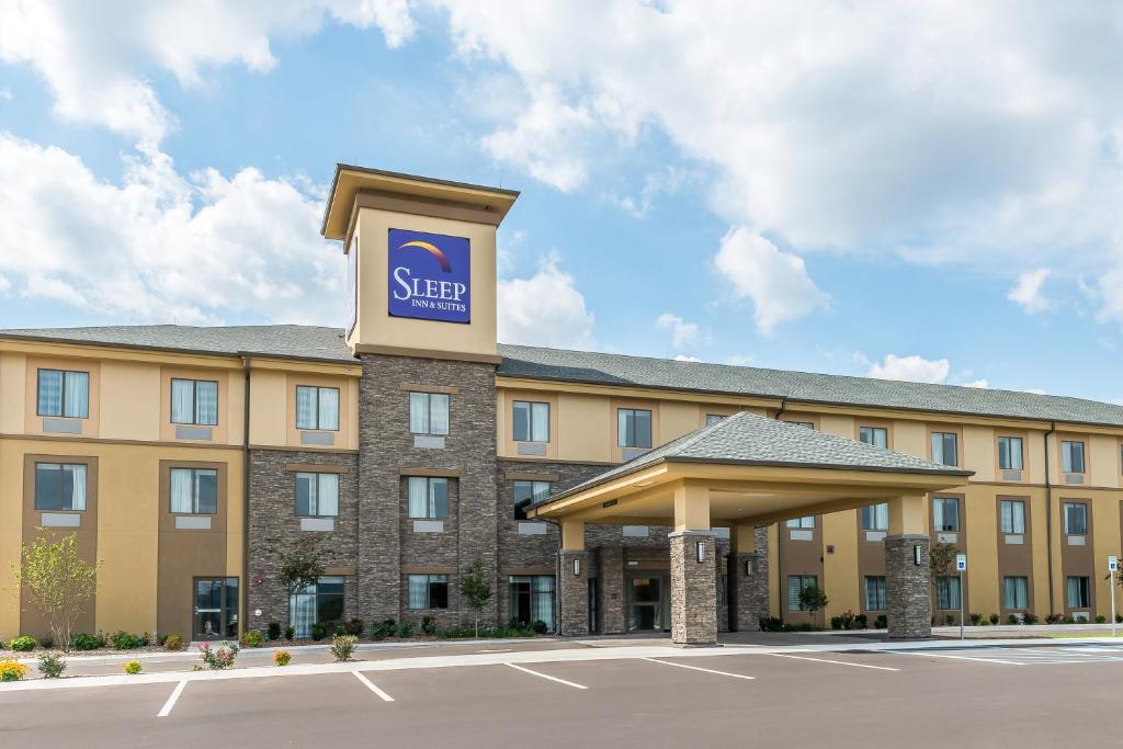 Sleep Inn & Suites Cumberland - Cumberland, MD