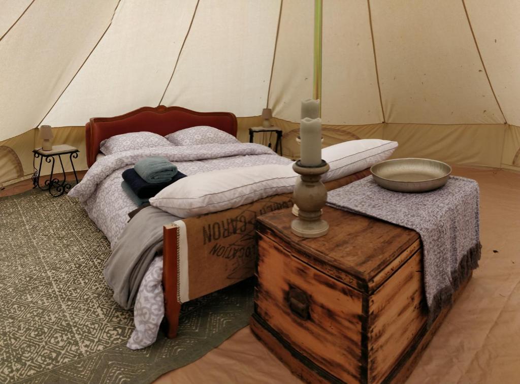La Fortinerie Glamping Bell Tent - Maine e Loira