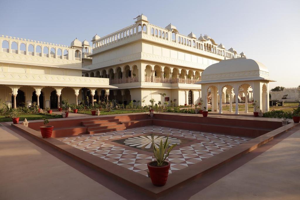Laxmi Palace Heritage Hotel - Dausa