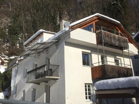 Innsbruck Apartments and Condos For Rent cozycozy