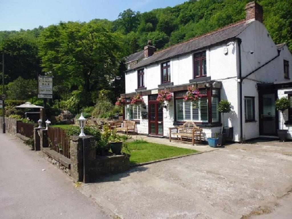 The Cables - Matlock Bath