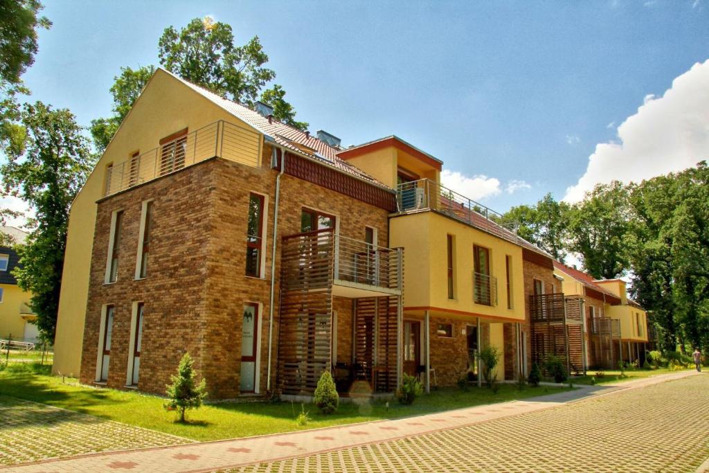 Apartament Ikar Z Ogródkiem, Blisko Morza - Rewal