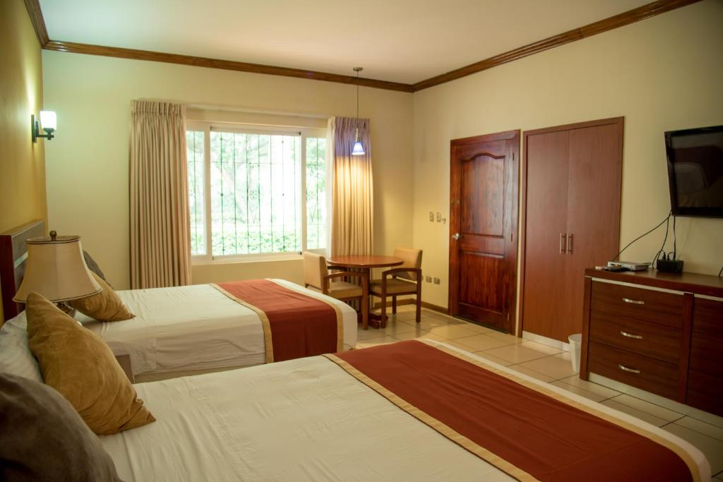 Pato Canales Hotel & Resort - Salwador