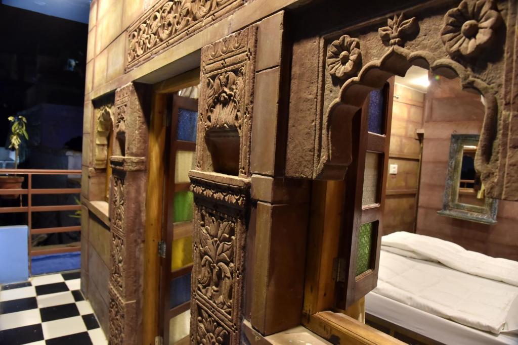 Dev Kothi - Boutique Heritage Stay - 조드푸르