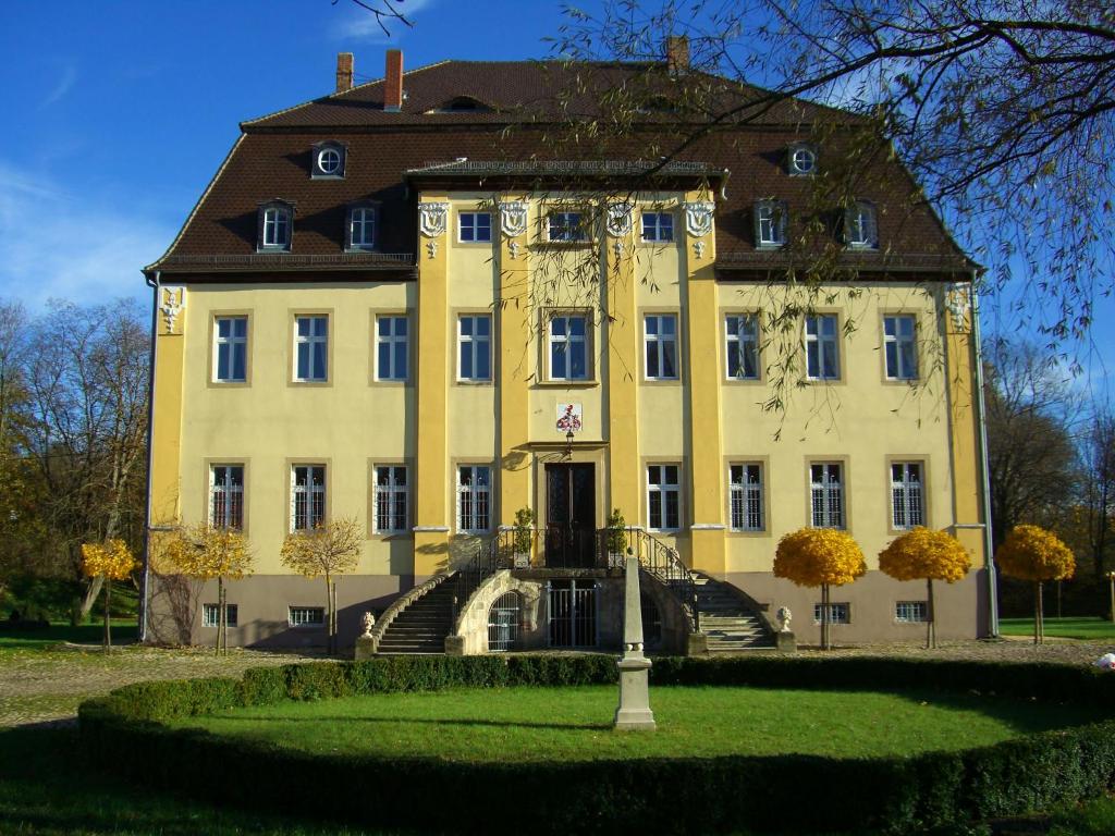 Rittergut/gutshaus Großgestewitz - Naumburg (Saale)