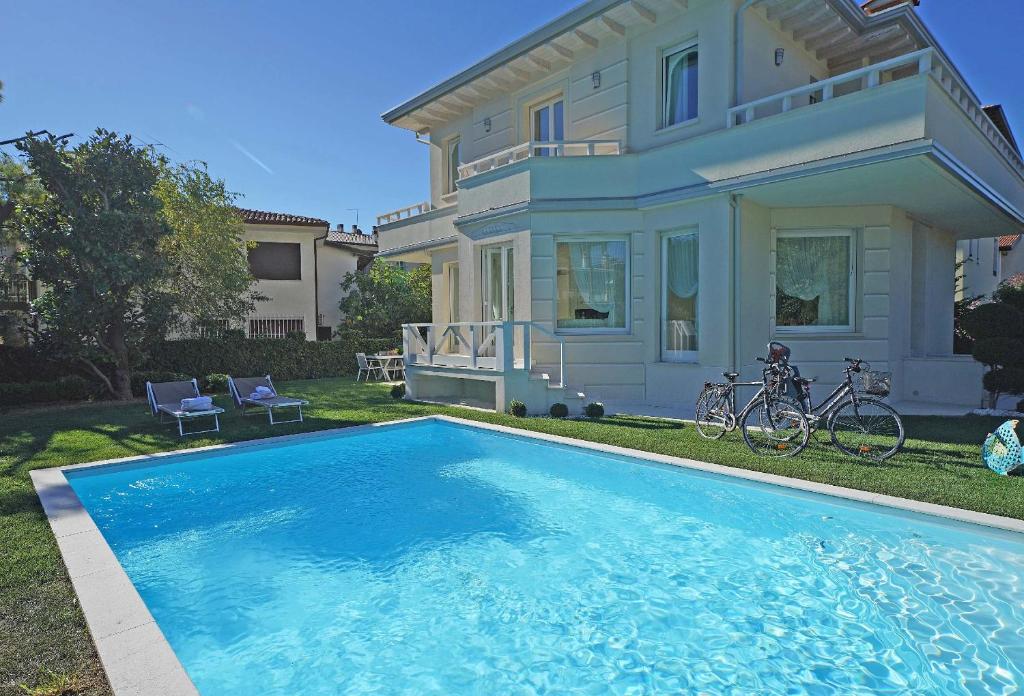 Villa Sabine: New Modern Villa With Private Pool - Toscolano-Maderno