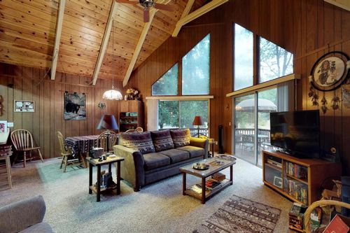 Locations Vacances et Airbnb Arnold, California, CA cozycozy