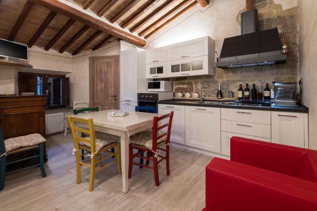 Tognazzi Casa Vacanze - Luxury Apartment Coretta - San Gimignano