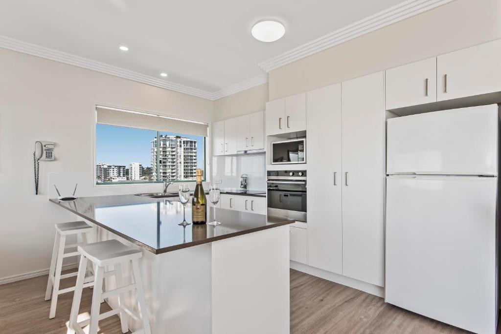 Sunshine Towers Boutique Apartments - Maroochydore