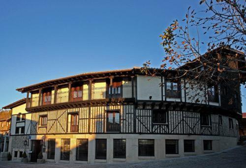 Hotel Spa Villa De Mogarraz - Mogarraz