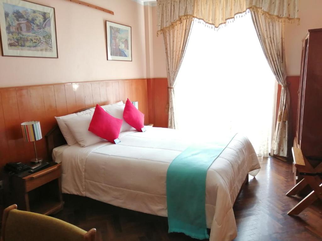 Huaytusive Inn Hotel - Puno