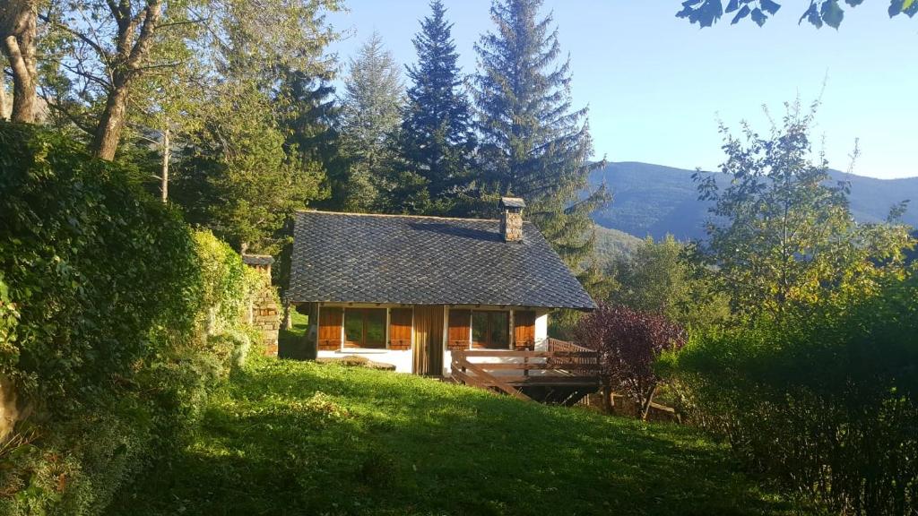 Can Serraima, Casa rural en ple Pirineu - Vall de Núria
