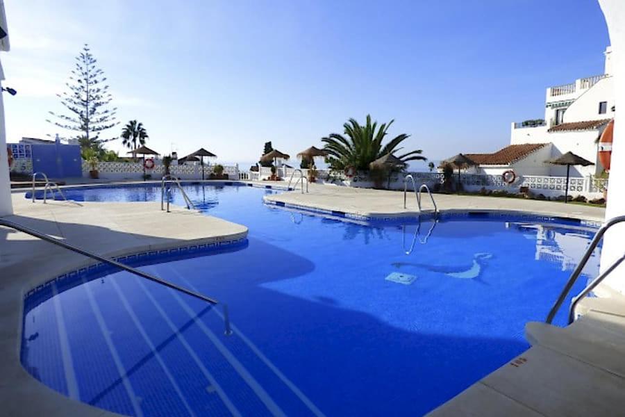 Hotel Bajamar Ancladero Playa - 네르하
