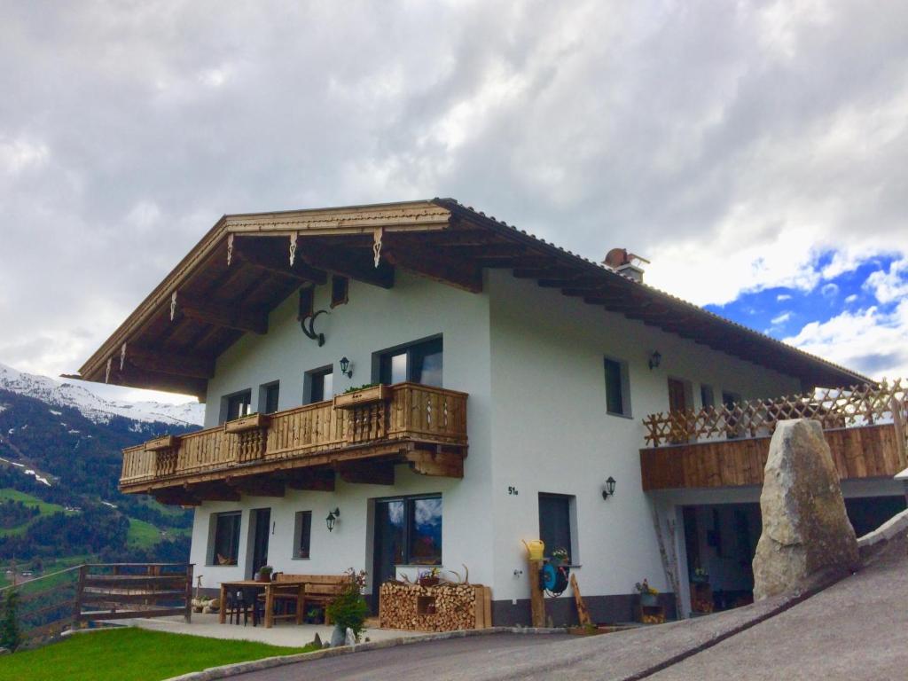 Ferienwohnung Leo - Zillertal, Avusturya