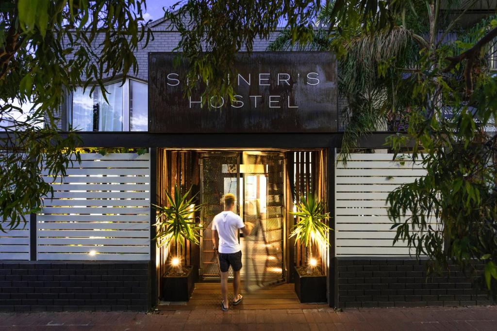Spinners Hostel - Perth