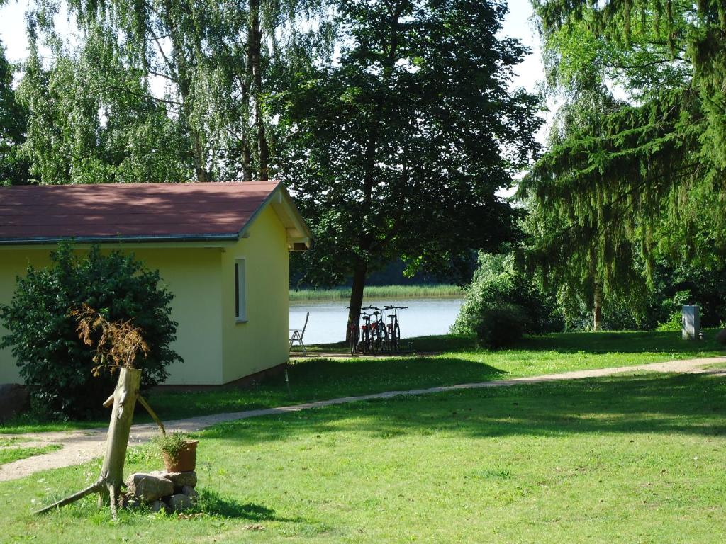 Ferienhäuser Seewiesen - Krakow am See