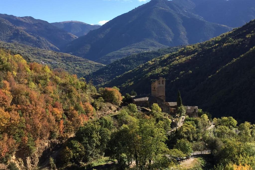 Le Nid D' éVol Gite Avec Balnéo,terrasse Et Vue Sur La Montagne - Pyrénées-Orientales