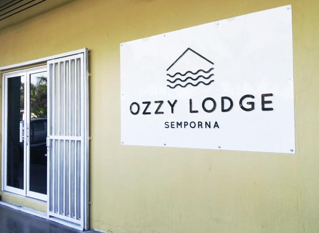 Ozzy Lodge Semporna - センポルナ