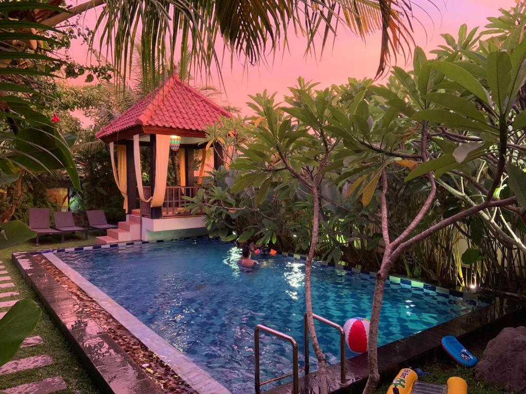Private Pool Rosseno Sabina - Yogyakarta Region
