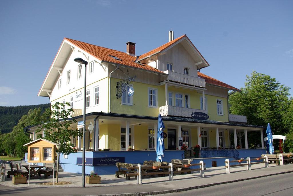 Hotel Garni Ammergauer Hof - Garmisch-Partenkirchen