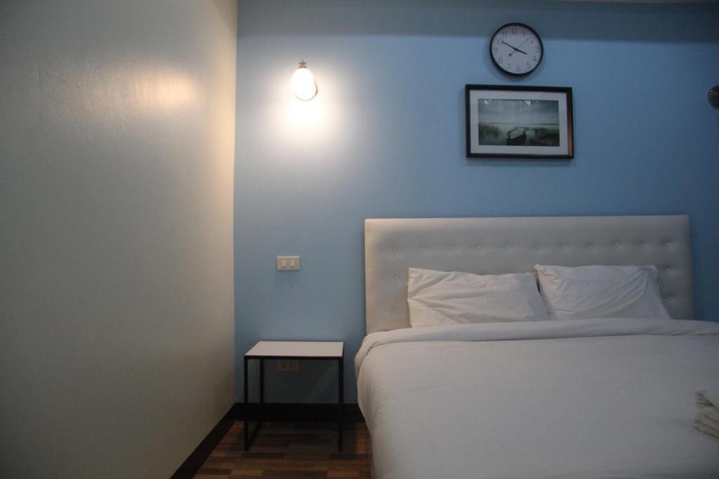 Sab Residence, Superior Room 6 With Balcony - Pattaya City