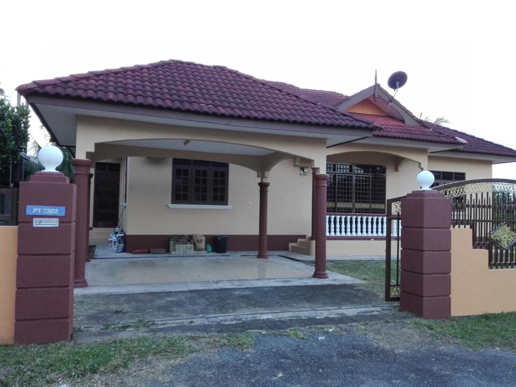 Homestay Ahmad Taman Mas Bukit Payong Terengganu - Marang