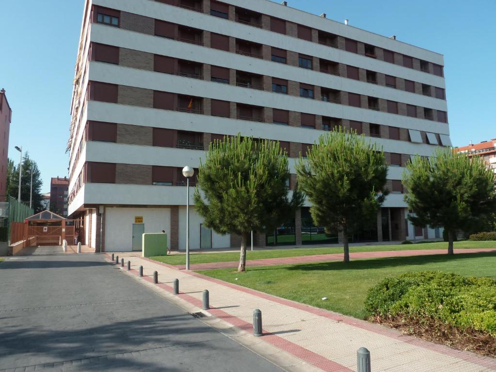 Apartamentos Sarabia - Universidad de La Rioja