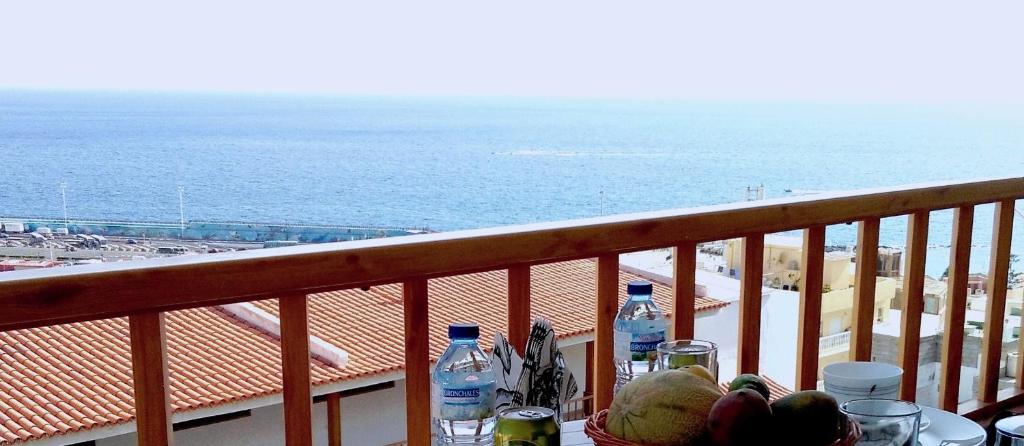 Ocean View Apartment Over Los Cristianos, Playa Las Vistas - Los Cristianos