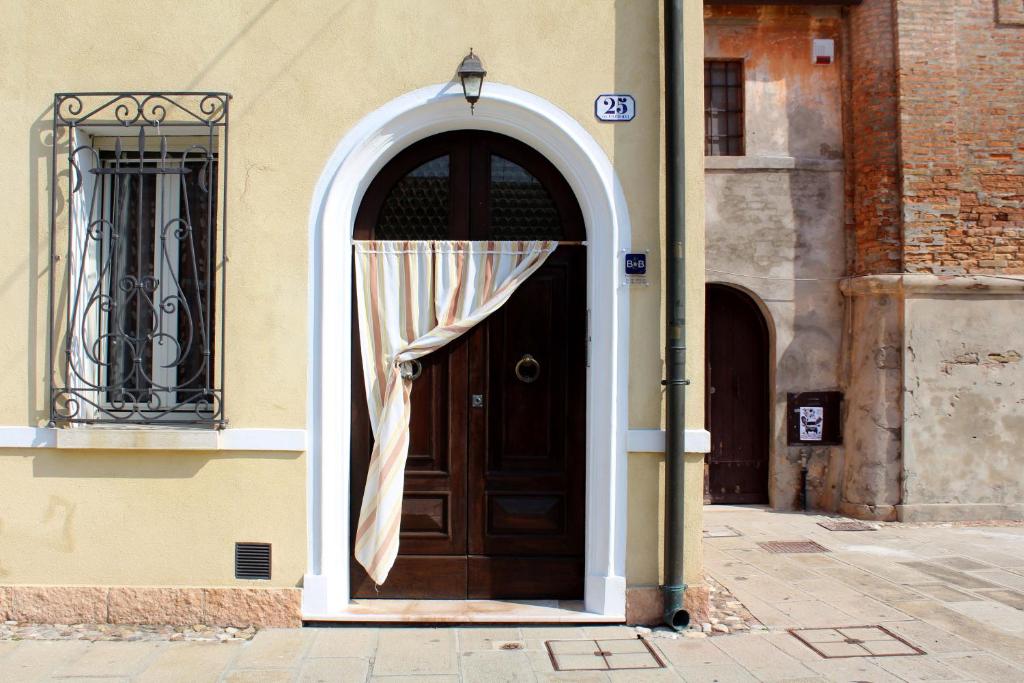 Porta Del Carmine - Comacchio